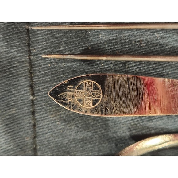 Vintage Adams Scientific Dissection Tool Kit USA Italy Black Trifold Case 9pc - Picture 8 of 8